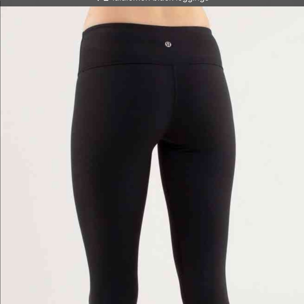 Lululemon black low rise wunder unders never worn